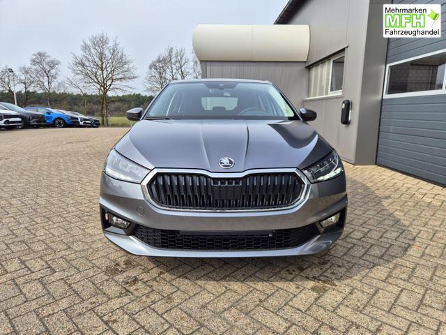 Skoda Fabia 1.0 TSI 95PS Selection 5-t&uuml;rig R&uuml;ckf.Kamera Parksensoren Sitzheizung Multifunktionslenkrad Klima Skoda-Radio Bluetooth Touchscreen Tempomat Nebelsch. Apple CarPlay + Android Auto 