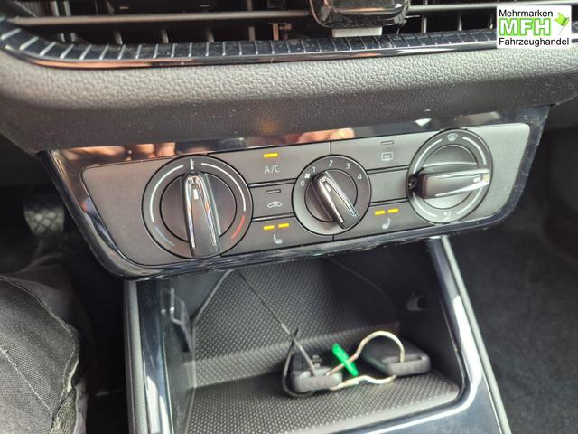 Skoda Fabia 1.0 TSI 95PS Selection 5-t&uuml;rig R&uuml;ckf.Kamera Parksensoren Sitzheizung Multifunktionslenkrad Klima Skoda-Radio Bluetooth Touchscreen Tempomat Nebelsch. Apple CarPlay + Android Auto 