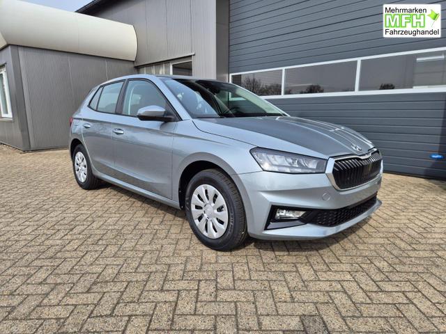 Skoda Fabia 1.0 TSI 95PS Selection 5-t&uuml;rig R&uuml;ckf.Kamera Parksensoren Sitzheizung Multifunktionslenkrad Klima Skoda-Radio Bluetooth Touchscreen Tempomat Nebelsch. Apple CarPlay + Android Auto 
