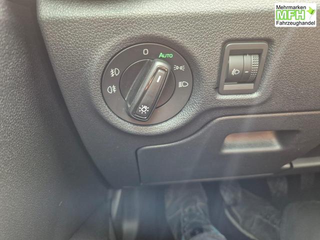 Skoda Fabia 1.0 TSI 95PS Selection 5-t&uuml;rig R&uuml;ckf.Kamera Parksensoren Sitzheizung Multifunktionslenkrad Klima Skoda-Radio Bluetooth Touchscreen Tempomat Nebelsch. Apple CarPlay + Android Auto 