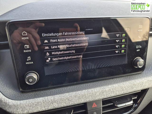 Skoda Kamiq 1.0 TSI 115PS DSG Selection R&uuml;ckf.Kamera PDC v+h Sitzheizung Klimaautomatik Skoda-Radio Apple CarPlay + Android Auto Tempomat Garantieverl&auml;ngerung 16"LM 