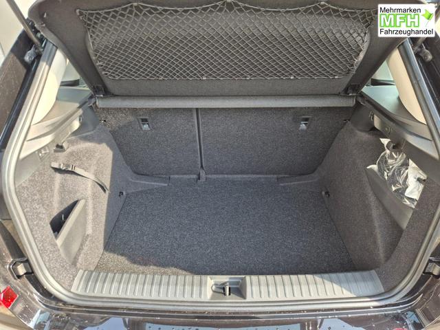 Skoda Kamiq 1.0 TSI 115PS DSG Selection AHK R&uuml;ckf.Kamera PDC v+h Sitzheizung Klimaautomatik Skoda-Radio Apple CarPlay + Android Auto Tempomat Garantieverl&auml;ngerung 16"LM 