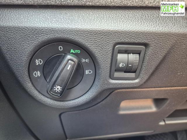 Skoda Kamiq 1.0 TSI 115PS DSG Selection AHK R&uuml;ckf.Kamera PDC v+h Sitzheizung Klimaautomatik Skoda-Radio Apple CarPlay + Android Auto Tempomat Garantieverl&auml;ngerung 16"LM 