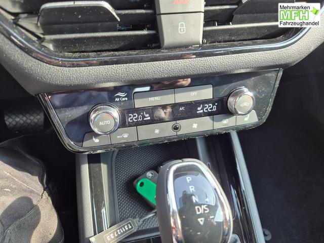 Skoda Kamiq 1.0 TSI 115PS DSG Selection AHK R&uuml;ckf.Kamera PDC v+h Sitzheizung Klimaautomatik Skoda-Radio Apple CarPlay + Android Auto Tempomat Garantieverl&auml;ngerung 16"LM 