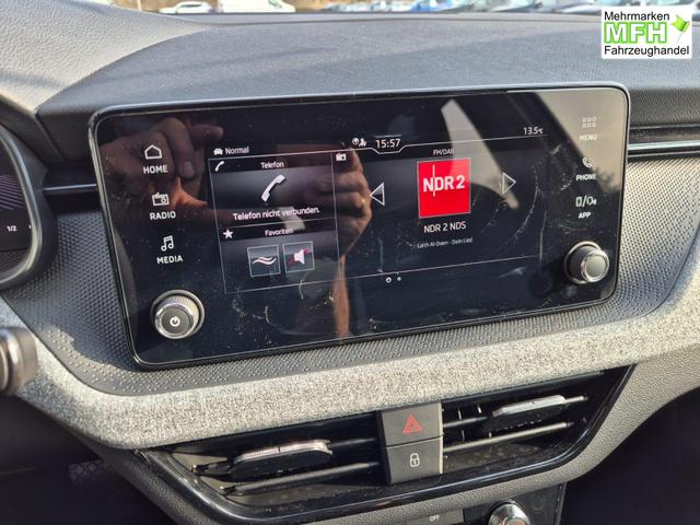 Skoda Kamiq 1.0 TSI 115PS DSG Selection AHK R&uuml;ckf.Kamera PDC v+h Sitzheizung Klimaautomatik Skoda-Radio Apple CarPlay + Android Auto Tempomat Garantieverl&auml;ngerung 16"LM 