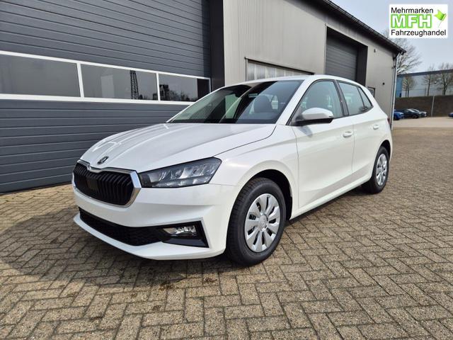 Skoda Fabia 1.0 TSI 95PS Selection 5-t&uuml;rig R&uuml;ckf.Kamera Parksensoren Sitzheizung Multifunktionslenkrad Klima Skoda-Radio Bluetooth Touchscreen Tempomat Nebelsch. Apple CarPlay + Android Auto 