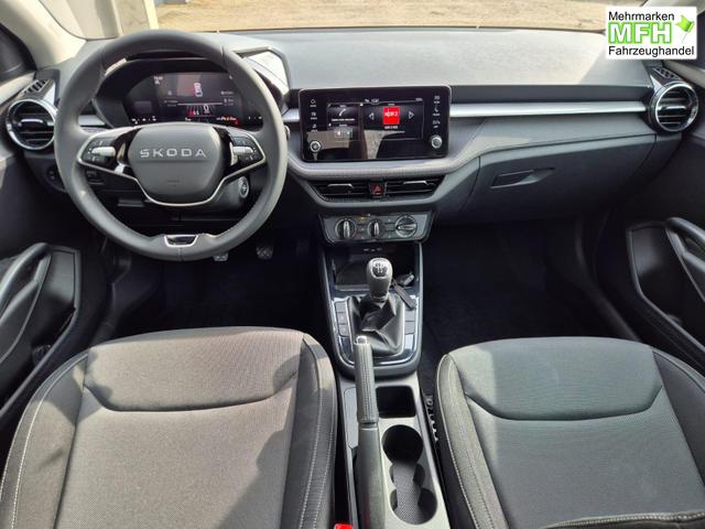 Skoda Fabia 1.0 TSI 95PS Selection 5-t&uuml;rig R&uuml;ckf.Kamera Parksensoren Sitzheizung Multifunktionslenkrad Klima Skoda-Radio Bluetooth Touchscreen Tempomat Nebelsch. Apple CarPlay + Android Auto 