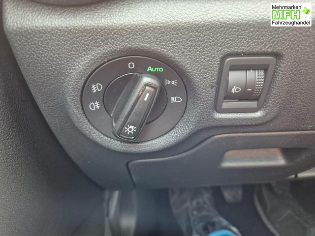 Skoda Fabia 1.0 TSI 95PS Selection 5-t&uuml;rig R&uuml;ckf.Kamera Parksensoren Sitzheizung Multifunktionslenkrad Klima Skoda-Radio Bluetooth Touchscreen Tempomat Nebelsch. Apple CarPlay + Android Auto 