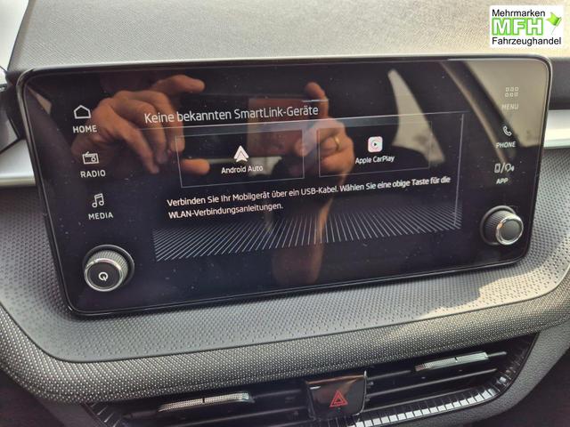 Skoda Fabia 1.0 TSI 95PS Selection 5-t&uuml;rig R&uuml;ckf.Kamera Parksensoren Sitzheizung Multifunktionslenkrad Klima Skoda-Radio Bluetooth Touchscreen Tempomat Nebelsch. Apple CarPlay + Android Auto 