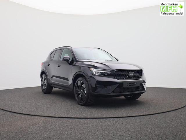 Volvo XC40 2.0 Black Edition Plus B4 Mild-Hybrid 197PS Automatik elektr. PanoDach R&uuml;ckf.Kamera PDC v+h ACC el.Heckklappe Harma/Kadon-Sound Klimaautomatik Sitzheizung Lenkradheizung Apple CarPlay Android Auto 20-LM 