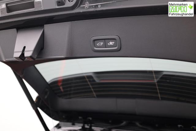 Volvo XC40 2.0 Black Edition Plus B4 Mild-Hybrid 197PS Automatik elektr. PanoDach R&uuml;ckf.Kamera PDC v+h ACC el.Heckklappe Harma/Kadon-Sound Klimaautomatik Sitzheizung Lenkradheizung Apple CarPlay Android Auto 20-LM 