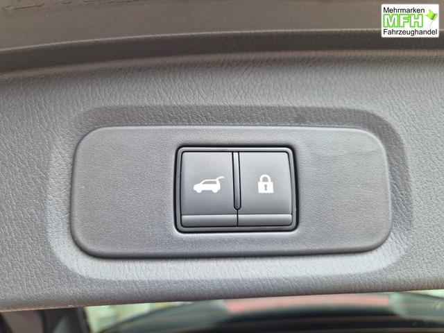 Nissan Qashqai 1.3 DIG-T MHEV 158 PS X-Tronic Tekna Premium Paket 20"LM Teil-Leder PanoGlasdach Klimaautomatik Sitzheizung Lenkradheizung Navi Head-Up Display elektr. Heckklappe ACC PDC v+h 360&deg;Kamera DAB Bluetooth Touchscreen Apple CarPlay Android Auto 