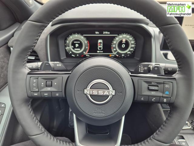 Nissan Qashqai 1.3 DIG-T MHEV 158 PS X-Tronic Tekna Premium Paket 20"LM Teil-Leder PanoGlasdach Klimaautomatik Sitzheizung Lenkradheizung Navi Head-Up Display elektr. Heckklappe ACC PDC v+h 360&deg;Kamera DAB Bluetooth Touchscreen Apple CarPlay Android Auto 