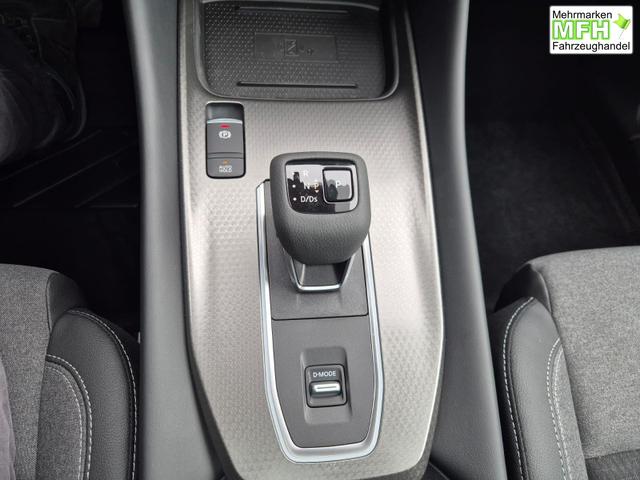 Nissan Qashqai 1.3 DIG-T MHEV 158 PS X-Tronic N-Connecta Teil-Leder PanoGlasdach Klimaautomatik Sitzheizung Lenkradheizung Navi ACC PDC v+h 360&deg;Kamera DAB Bluetooth Touchscreen Apple CarPlay Android Auto 18"LM 