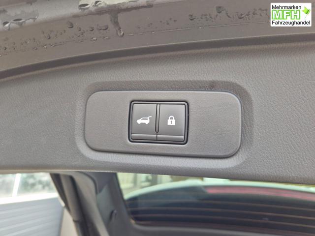 Nissan Qashqai 1.3 DIG-T MHEV 140PS Tekna Voll-Leder Klimaautomatik PanoGlasdach Sitzheizung Lenkradheizung Navi Head-Up Display elektr. Heckklappe ACC PDC v+h 360&deg;Kamera DAB Bluetooth Touchscreen Apple CarPlay Android Auto 19"LM 