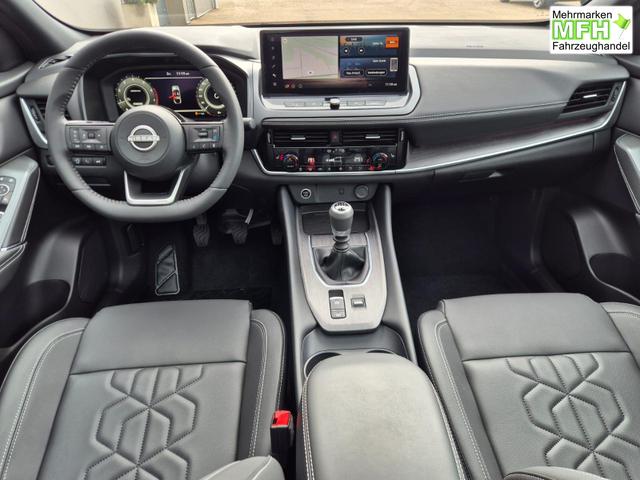 Nissan Qashqai 1.3 DIG-T MHEV 140PS Tekna Voll-Leder Klimaautomatik PanoGlasdach Sitzheizung Lenkradheizung Navi Head-Up Display elektr. Heckklappe ACC PDC v+h 360&deg;Kamera DAB Bluetooth Touchscreen Apple CarPlay Android Auto 19"LM 