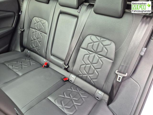 Nissan Qashqai 1.3 DIG-T MHEV 140PS Tekna Voll-Leder Klimaautomatik PanoGlasdach Sitzheizung Lenkradheizung Navi Head-Up Display elektr. Heckklappe ACC PDC v+h 360&deg;Kamera DAB Bluetooth Touchscreen Apple CarPlay Android Auto 19"LM 