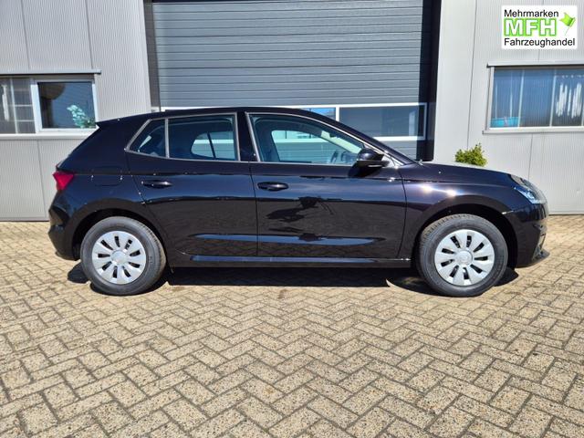 Skoda Fabia 1.0 TSI 95PS Selection 5-t&uuml;rig R&uuml;ckf.Kamera Parksensoren Sitzheizung Multifunktionslenkrad Klima Skoda-Radio Bluetooth Touchscreen Tempomat Nebelsch. Apple CarPlay + Android Auto 