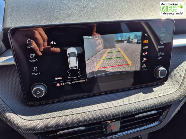 Skoda Fabia 1.0 TSI 95PS Selection 5-t&uuml;rig R&uuml;ckf.Kamera Parksensoren Sitzheizung Multifunktionslenkrad Klima Skoda-Radio Bluetooth Touchscreen Tempomat Nebelsch. Apple CarPlay + Android Auto 
