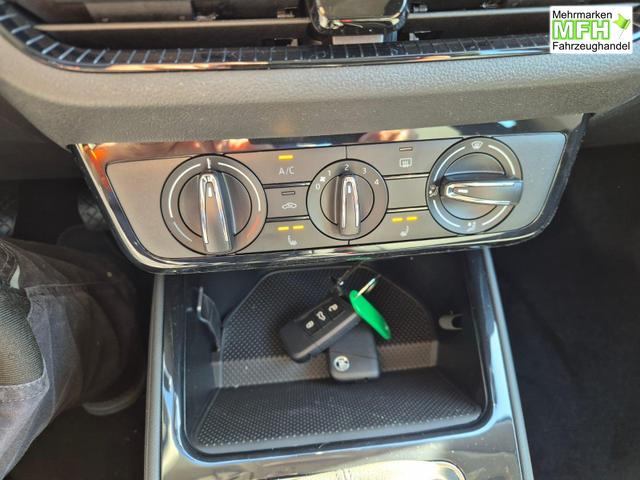 Skoda Fabia 1.0 TSI 95PS Selection 5-t&uuml;rig R&uuml;ckf.Kamera Parksensoren Sitzheizung Multifunktionslenkrad Klima Skoda-Radio Bluetooth Touchscreen Tempomat Nebelsch. Apple CarPlay + Android Auto 