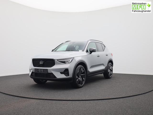Volvo XC40 2.0 Black Edition Plus B4 Mild-Hybrid 197PS Automatik elektr. PanoDach R&uuml;ckf.Kamera PDC v+h ACC el.Heckklappe Harman/Kardon-Sound Klimaautomatik Sitzheizung Lenkradheizung Apple CarPlay Android Auto 20-LM 