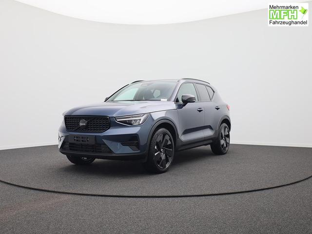 Volvo XC40 2.0 Black Edition Plus B4 Mild-Hybrid 197PS Automatik elektr. PanoDach R&uuml;ckf.Kamera PDC v+h ACC el.Heckklappe Harman/Kardon-Sound Klimaautomatik Sitzheizung Lenkradheizung Apple CarPlay Android Auto 20-LM 