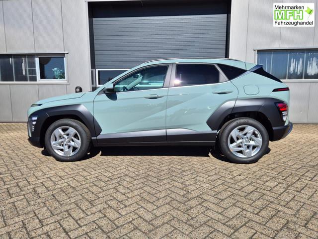 Hyundai KONA Trend 1.6 T-GDI 150PS Automatik MY2026 Voll-LED-Projektionsscheinw. mit LED-Lichtband Sitzheizung v+h Lenkradheizung ACC Klimaautomatik Navi Touchscreen DAB+ Apple CarPlay + Android Auto PDC R&uuml;ckf.Kamera 2xKeyless 17-LM 
