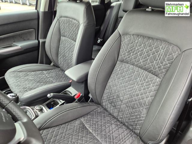 Suzuki Vitara Comfort+ 110PS MHEV 4x4 ALLGRIP 1.4 Boosterjet Allrad Teilleder mit Alcantara Navi Klimaautomatik Sitzheizung ACC PDC v+h R&uuml;ckf.Kamera Suzuki-Radio Apple CarPlay Android Auto Touchscreen 2xKeyless 17-LM 