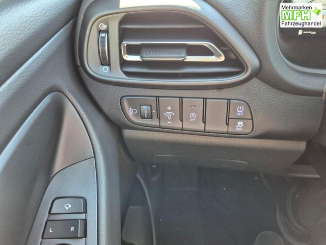 Hyundai i30 Kombi 1.5 T-GDI 150PS Automatik Trend Sitzheizung Lenkradheizung Klimaautomatik PDC v+h R&uuml;ckf.Kamera Navi Apple CarPlay + Android Auto 16"LM 