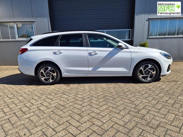 Hyundai i30 Kombi 1.5 T-GDI 150PS Automatik Trend Sitzheizung Lenkradheizung Klimaautomatik PDC v+h R&uuml;ckf.Kamera Navi Apple CarPlay + Android Auto 16"LM 