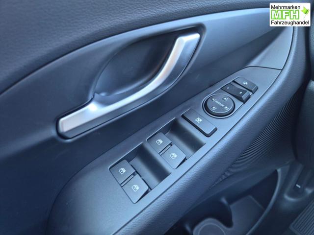 Hyundai i30 Kombi 1.5 T-GDI 150PS Automatik Trend Sitzheizung Lenkradheizung Klimaautomatik PDC v+h R&uuml;ckf.Kamera Navi Apple CarPlay + Android Auto 16"LM 