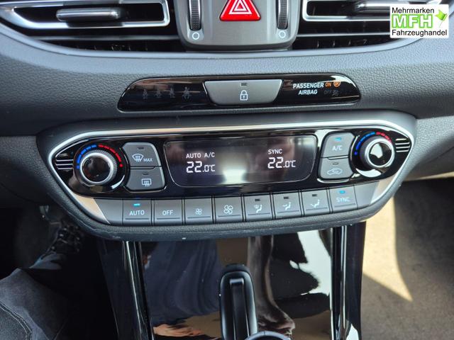 Hyundai i30 Kombi 1.5 T-GDI 150PS Automatik Trend Sitzheizung Lenkradheizung Klimaautomatik PDC v+h R&uuml;ckf.Kamera Navi Apple CarPlay + Android Auto 16"LM 