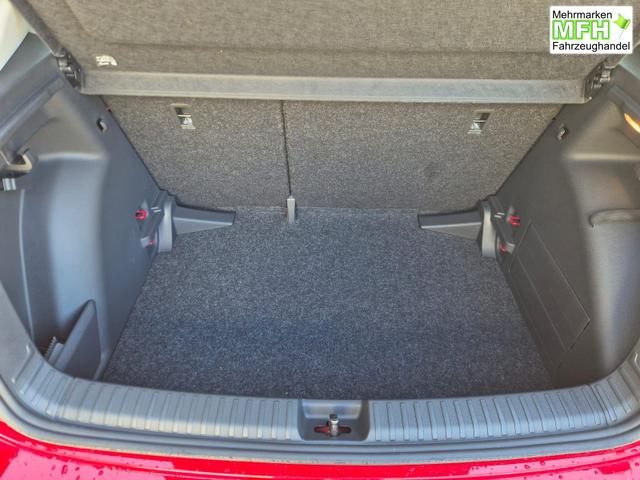 Skoda Fabia 1.0 TSI 95PS Selection 5-t&uuml;rig R&uuml;ckf.Kamera Parksensoren Sitzheizung Multifunktionslenkrad Klima Skoda-Radio Bluetooth Touchscreen Tempomat Nebelsch. Apple CarPlay + Android Auto 