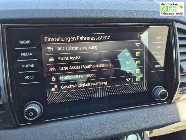 Skoda Karoq 1.5 TSI 150PS DSG Selection Klimaautomatik Sitzheizung Lenkradheizung ACC PDC v+h R&uuml;ckf.Kamera abg.Scheiben Apple CarPlay Android Auto 17"LM 