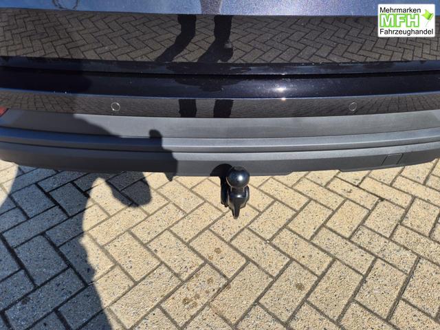 Skoda Karoq 1.5 TSI 150PS DSG Selection AHK Klimaautomatik Sitzheizung Lenkradheizung ACC PDC v+h R&uuml;ckf.Kamera abg.Scheiben Apple CarPlay Android Auto 17"LM 