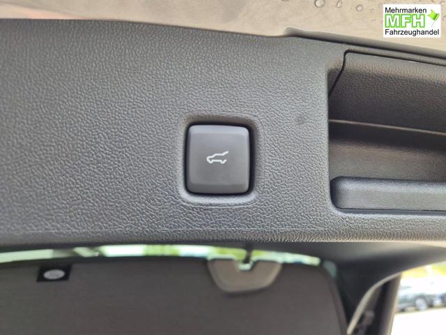 Ford Kuga ST-Line X 243PS PHEV Automatik Matrix-LED schwenkb. AHK elektr. PanoDach Sitzheizung v+h Lenkradheizung Frontscheibe beheizb. Navi SYNC4 Apple CarPlay Android Auto Touchscreen PDC 4xKamera 2xKeyless B+O Sound 19"LM vollelektr. Reichweite 65KM 