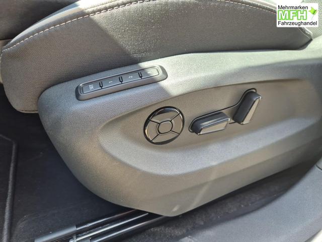 Skoda Kodiaq Sportline 1.5 TSI 204PS PHEV DSG schwenkb. AHK elektr. PanoDach HUD Alcantara PDC v+h 360&deg;Kamera CANTON Sound Klimaautomatik Sitzheizung Lenkradheizung Navi Apple CarPlay Android Auto 2xKeyless 19"LM vollelektr. Reichweite 116KM 
