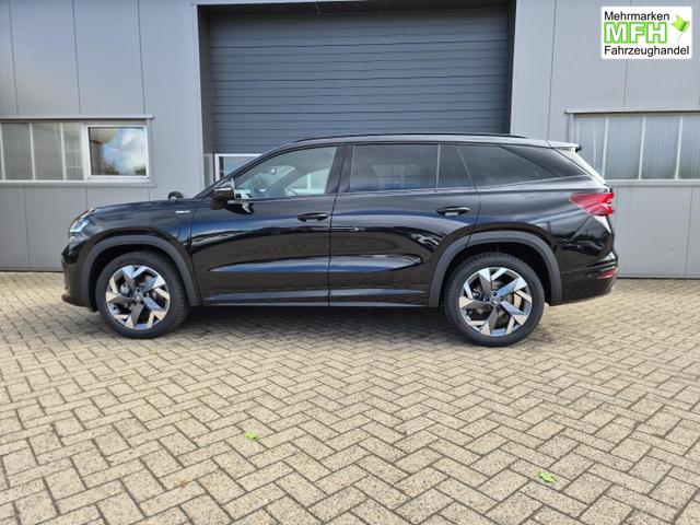 Skoda Kodiaq Sportline 1.5 TSI 204PS PHEV DSG schwenkb. AHK elektr. PanoDach HUD Alcantara PDC v+h 360&deg;Kamera CANTON Sound Klimaautomatik Sitzheizung Lenkradheizung Navi Apple CarPlay Android Auto 2xKeyless 19"LM vollelektr. Reichweite 116KM 