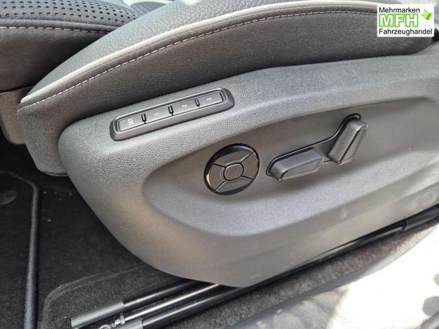Skoda Kodiaq Sportline 1.5 TSI 204PS PHEV DSG schwenkb. AHK elektr. PanoDach HUD Alcantara PDC v+h 360&deg;Kamera CANTON Sound Klimaautomatik Sitzheizung Lenkradheizung Navi Apple CarPlay Android Auto 2xKeyless 19"LM vollelektr. Reichweite 116KM 