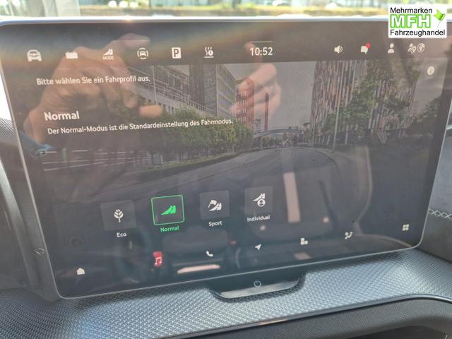 Skoda Kodiaq Sportline 1.5 TSI 204PS PHEV DSG schwenkb. AHK elektr. PanoDach HUD Alcantara PDC v+h 360&deg;Kamera CANTON Sound Klimaautomatik Sitzheizung Lenkradheizung Navi Apple CarPlay Android Auto 2xKeyless 19"LM vollelektr. Reichweite 116KM 