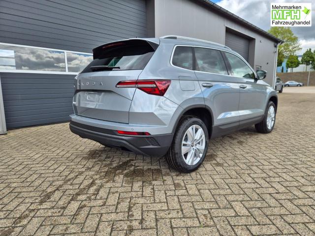 Skoda Karoq 1.5 TSI 150PS DSG Selection AHK Klimaautomatik Sitzheizung Lenkradheizung ACC PDC v+h R&uuml;ckf.Kamera abg.Scheiben Apple CarPlay Android Auto 17"LM 