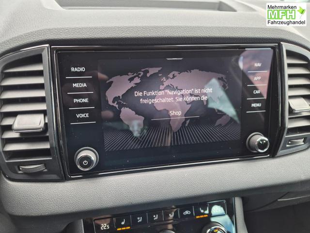 Skoda Karoq 1.5 TSI 150PS DSG Selection AHK Klimaautomatik Sitzheizung Lenkradheizung ACC PDC v+h R&uuml;ckf.Kamera abg.Scheiben Apple CarPlay Android Auto 17"LM 