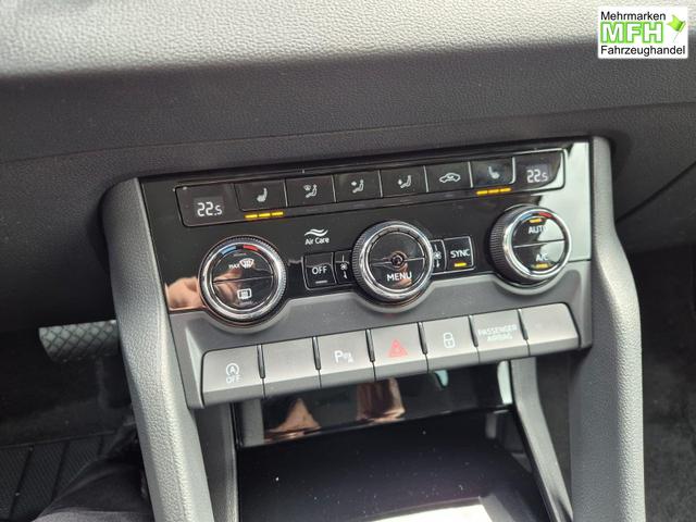 Skoda Karoq 1.5 TSI 150PS DSG Selection AHK Klimaautomatik Sitzheizung Lenkradheizung ACC PDC v+h R&uuml;ckf.Kamera abg.Scheiben Apple CarPlay Android Auto 17"LM 