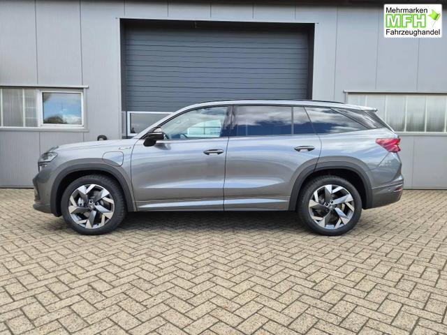 Skoda Kodiaq Sportline 1.5 TSI 204PS PHEV DSG schwenkb. AHK elektr. PanoDach HUD Alcantara PDC v+h 360&deg;Kamera CANTON Sound Klimaautomatik Sitzheizung Lenkradheizung Navi Apple CarPlay Android Auto 2xKeyless 19"LM vollelektr. Reichweite 116KM 