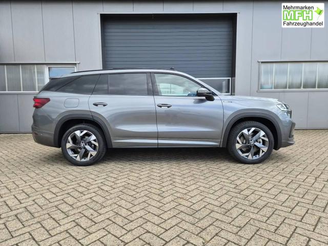 Skoda Kodiaq Sportline 1.5 TSI 204PS PHEV DSG schwenkb. AHK elektr. PanoDach HUD Alcantara PDC v+h 360&deg;Kamera CANTON Sound Klimaautomatik Sitzheizung Lenkradheizung Navi Apple CarPlay Android Auto 2xKeyless 19"LM vollelektr. Reichweite 116KM 
