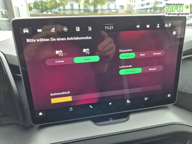 Skoda Kodiaq Sportline 1.5 TSI 204PS PHEV DSG schwenkb. AHK elektr. PanoDach HUD Alcantara PDC v+h 360&deg;Kamera CANTON Sound Klimaautomatik Sitzheizung Lenkradheizung Navi Apple CarPlay Android Auto 2xKeyless 19"LM vollelektr. Reichweite 116KM 