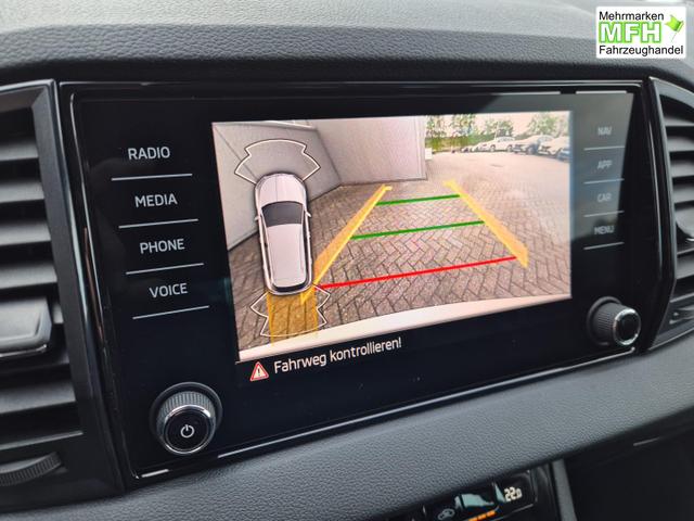 Skoda Karoq 1.5 TSI 150PS DSG Selection Klimaautomatik Sitzheizung Lenkradheizung ACC PDC v+h R&uuml;ckf.Kamera abg.Scheiben Apple CarPlay Android Auto 17"LM 