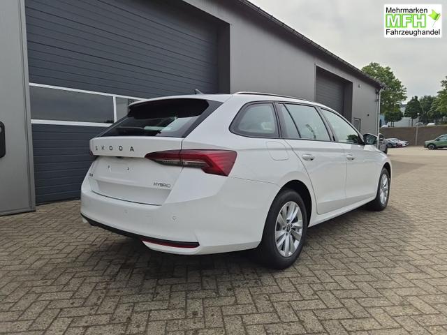Skoda Octavia Combi 1.5 TSI 150PS m-HEV DSG Selection AHK Klimaautomatik ACC PDC v+h R&uuml;ckf.Kamera Sitzheizung TWA Apple CarPlay Android Auto 16"LM 