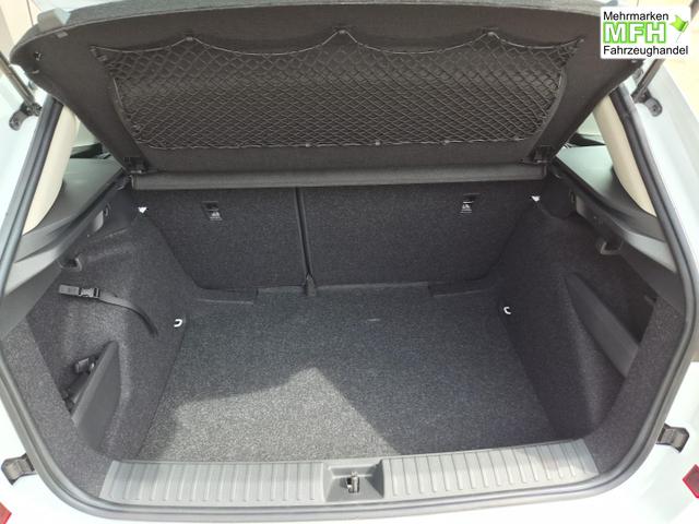 Skoda Kamiq 1.0 TSI 115PS DSG Selection R&uuml;ckf.Kamera PDC v+h Sitzheizung Klimaautomatik Skoda-Radio Apple CarPlay + Android Auto Tempomat Garantieverl&auml;ngerung 16"LM 