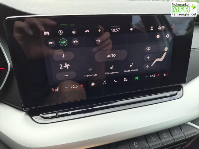 Skoda Octavia Combi 1.5 TSI 150PS m-HEV DSG Selection AHK Klimaautomatik ACC PDC v+h R&uuml;ckf.Kamera Sitzheizung TWA Apple CarPlay Android Auto 16"LM 
